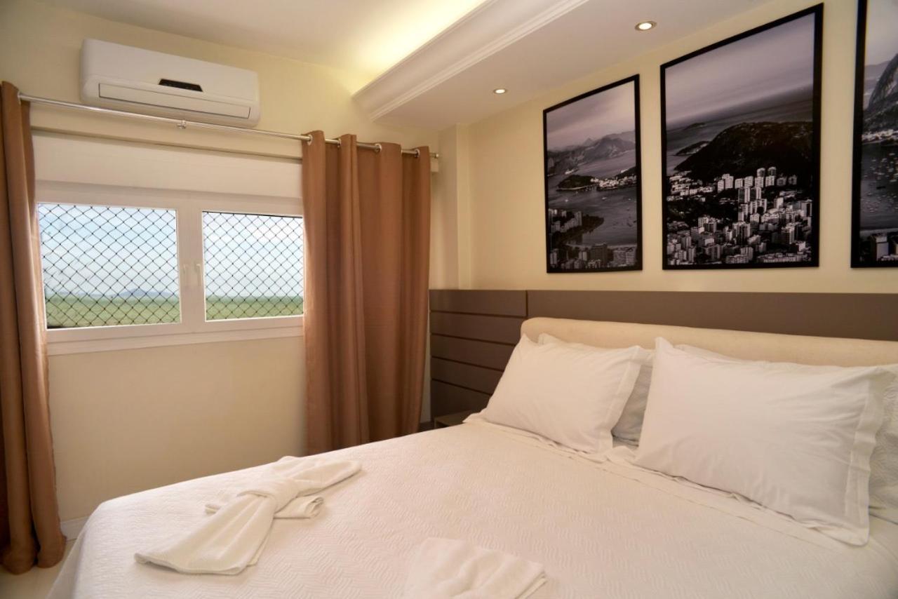 Frente Mar Pe Na Areia, Na Av Atlantica Appartement Balneário Camboriú Buitenkant foto